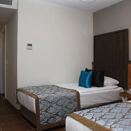 Crystal Waterworld Park Hotel 5*